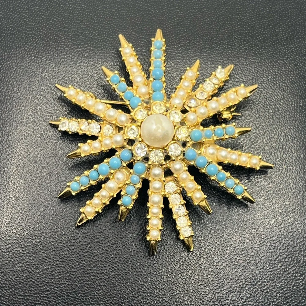 MCM starburst faux pearl turquoise rhinestone vintage brooch pin gold tone - Picture 2 of 14